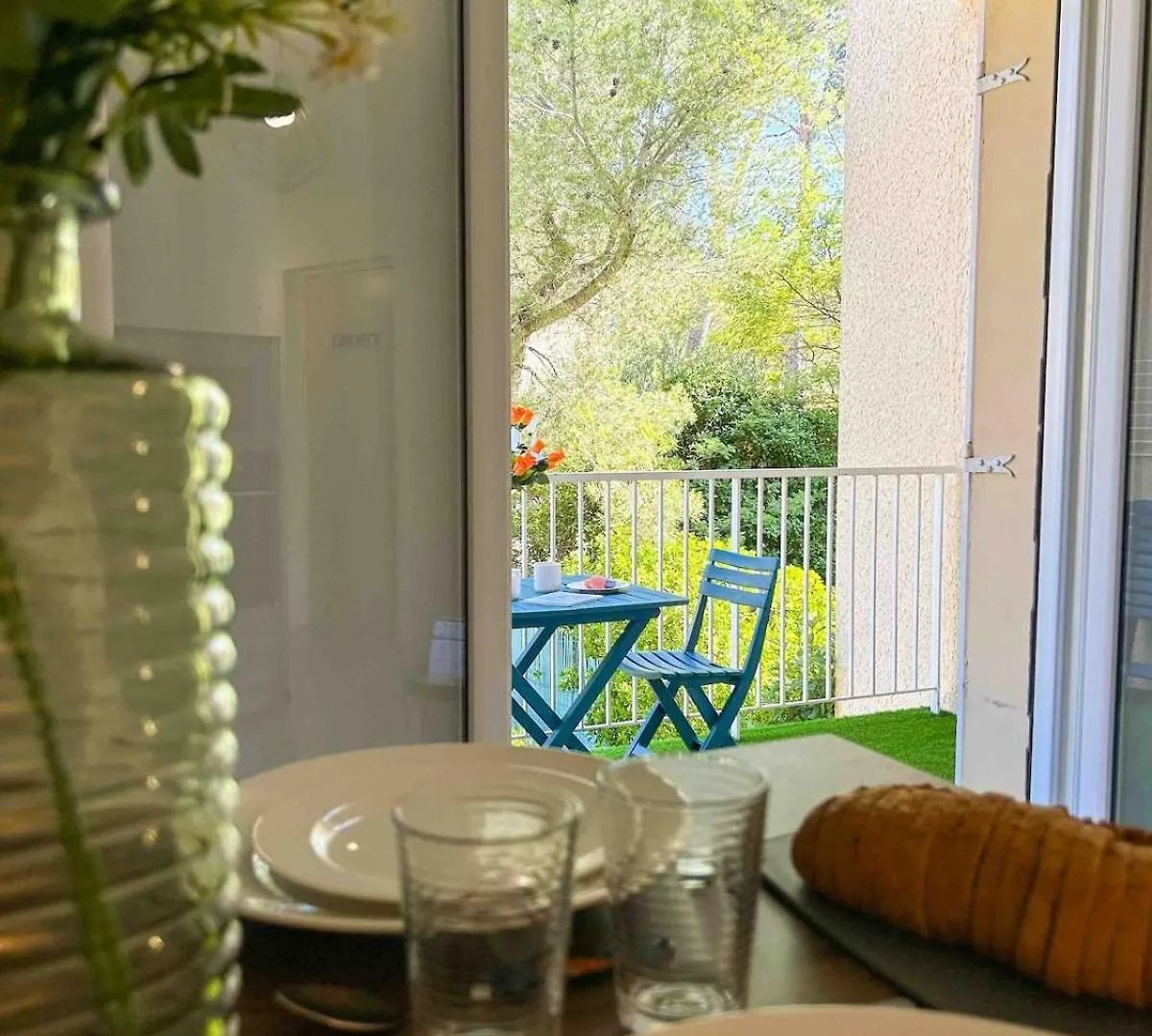 T2 - Acces Plage - Balcon Et Parking Prive Sanary-sur-Mer